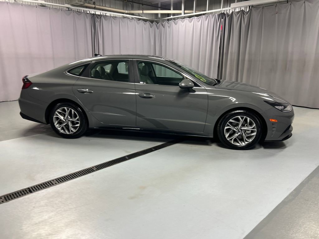 Used 2021 Hyundai Sonata SEL w/ Convenience Package image 8