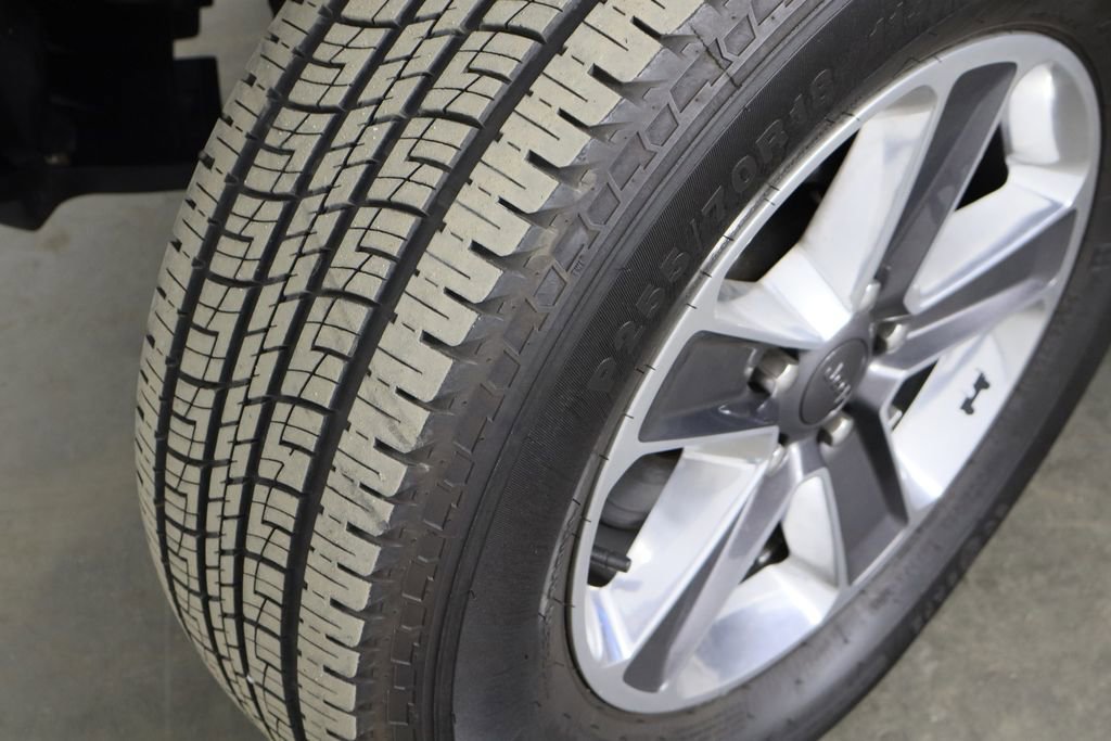 Used 2022 Jeep Wrangler Unlimited Sahara w/ Dual Top Group image 38