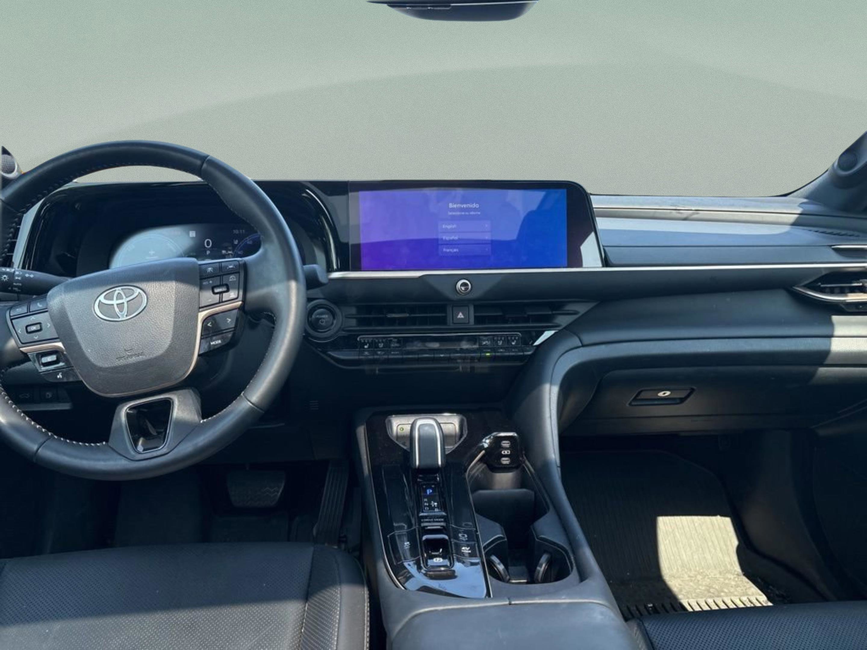 Used 2024 Toyota Crown Limited AWD/4WD image 11