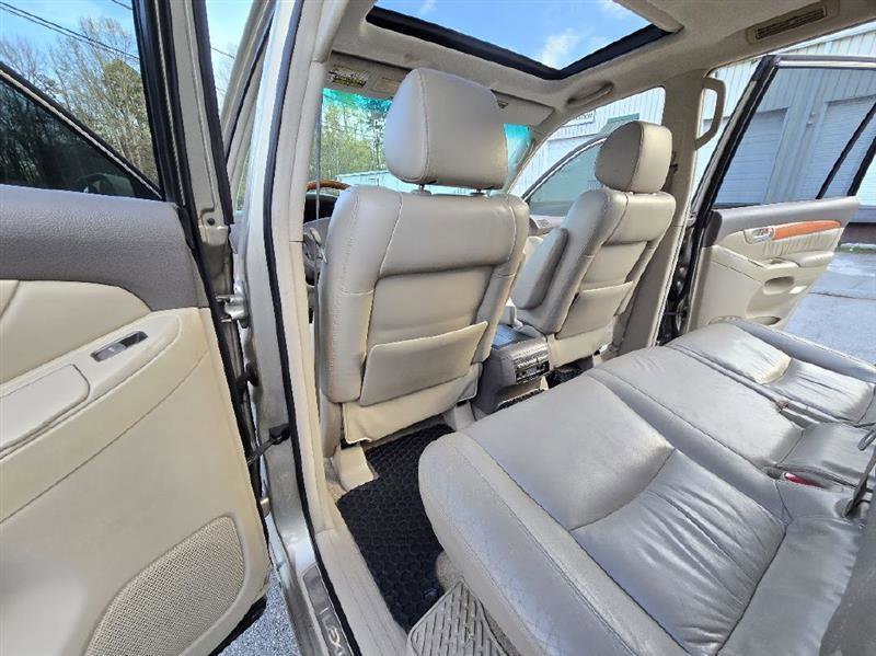 Used 2005 Lexus GX 470 image 28