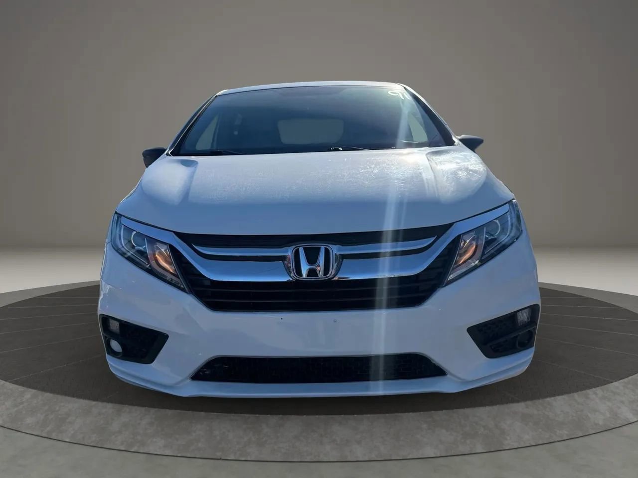 Used 2019 Honda Odyssey LX image 2
