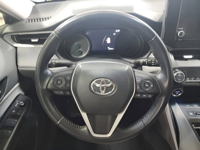 Used 2023 Toyota Venza LE AWD/4WD image 25