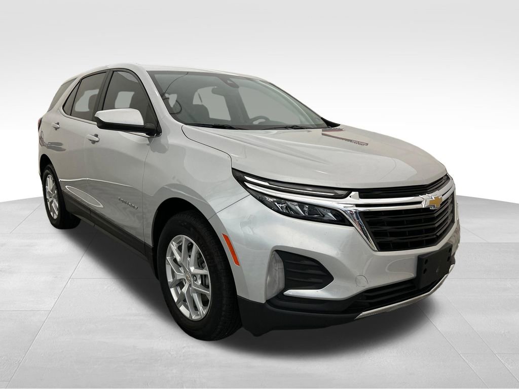 Used 2022 Chevrolet Equinox LT w/ LPO, Floor Liner Package image 7