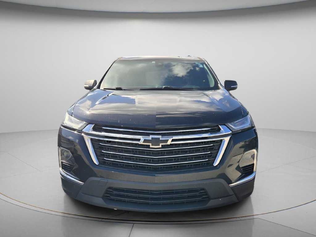 Used 2023 Chevrolet Traverse LT FWD image 3