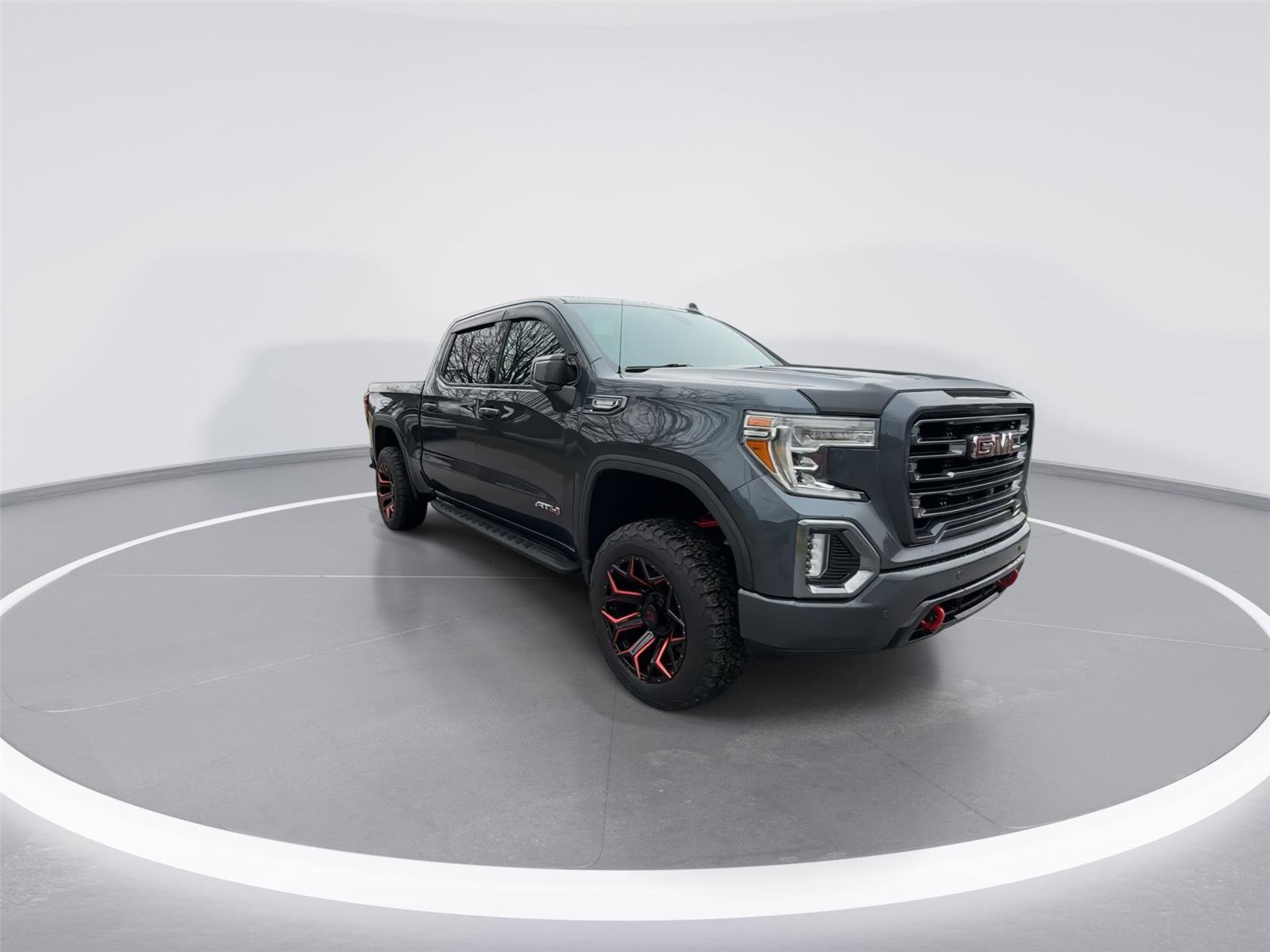 Used 2021 GMC Sierra 1500 AT4 w/ Technology Package AWD/4WD image 2