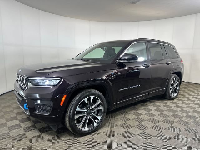 Used 2022 Jeep Grand Cherokee Overland w/ Advanced Protech Group III AWD/4WD image 7