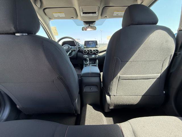 New 2025 Nissan Sentra SR w/ Midnight Edition image 13
