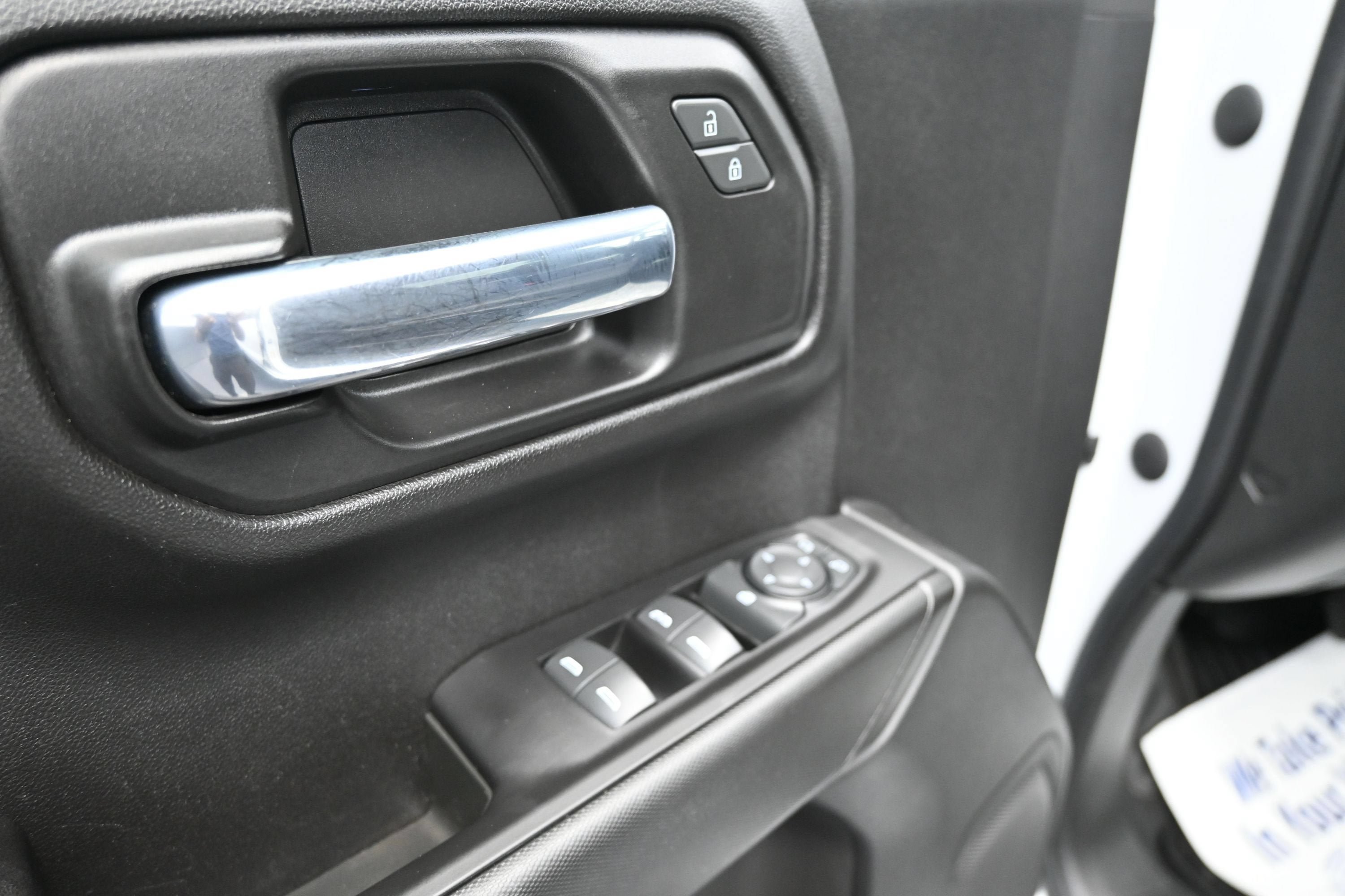 Used 2022 Chevrolet Silverado 1500 Custom Trail Boss w/ LPO, Dark Essentials Package AWD/4WD image 21