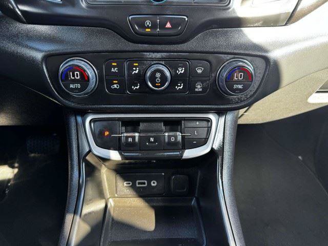 Used 2023 GMC Terrain SLE w/ Driver Convenience Package FWD image 35