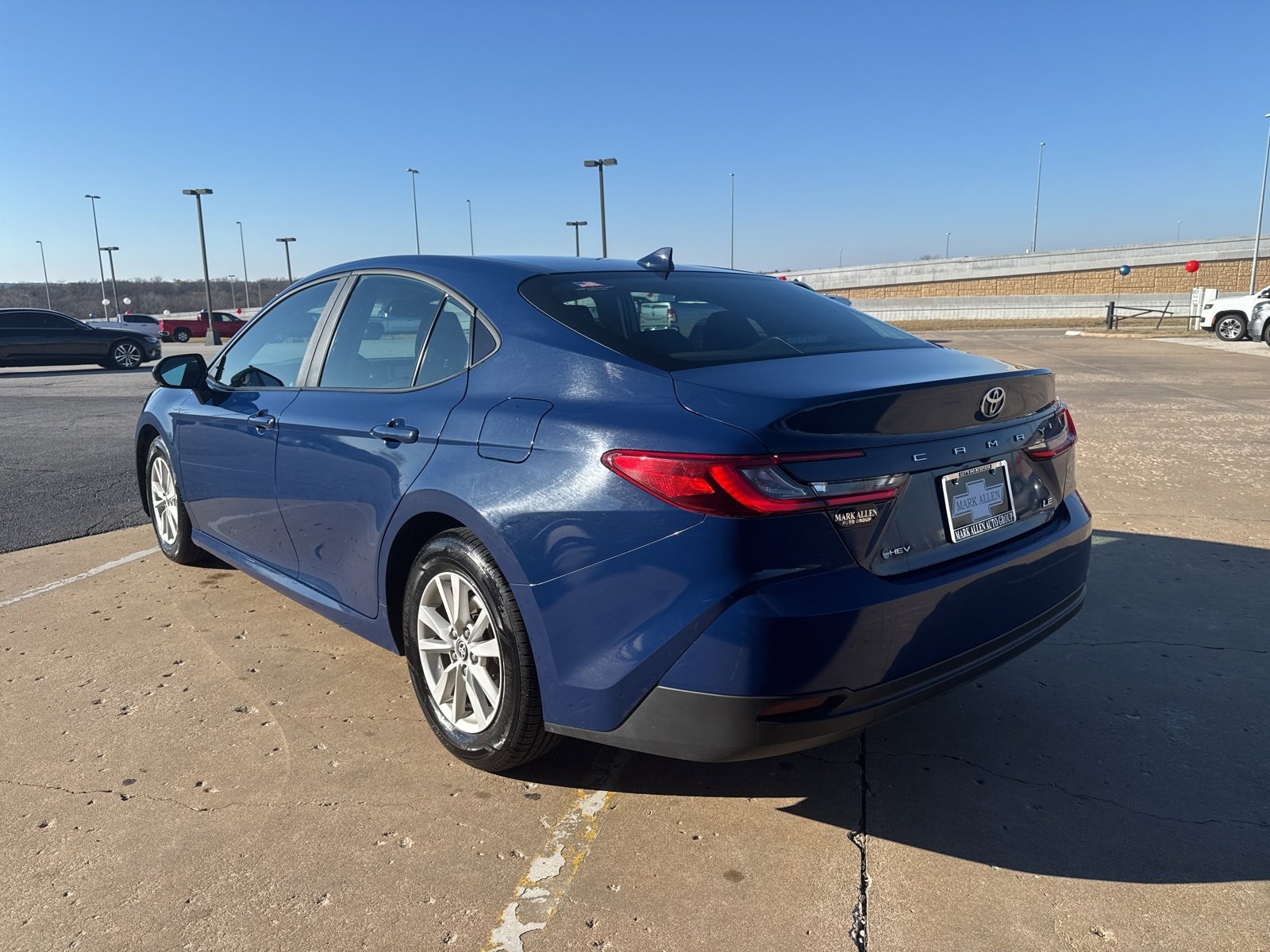 Used 2025 Toyota Camry LE image 5