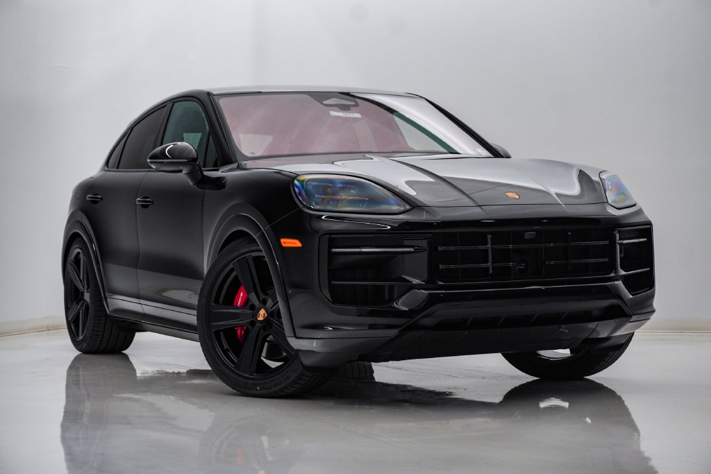 New 2026 Porsche Cayenne GTS AWD/4WD image 8