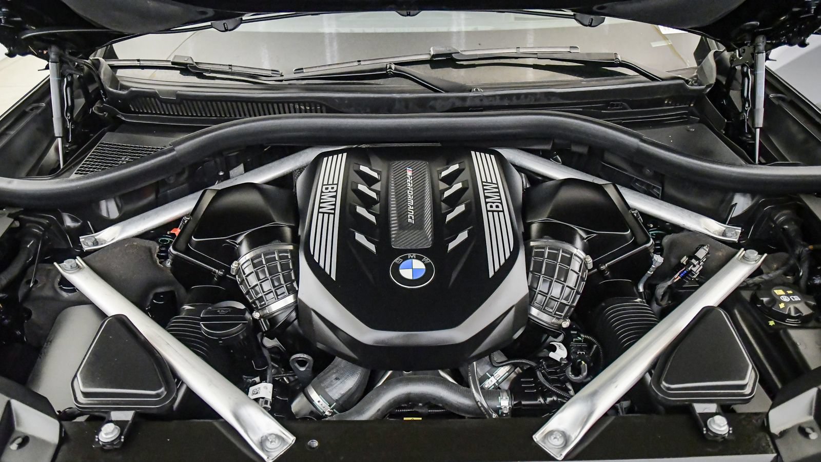 Used 2021 BMW X7 M50i w/ Executive Package AWD/4WD image 35