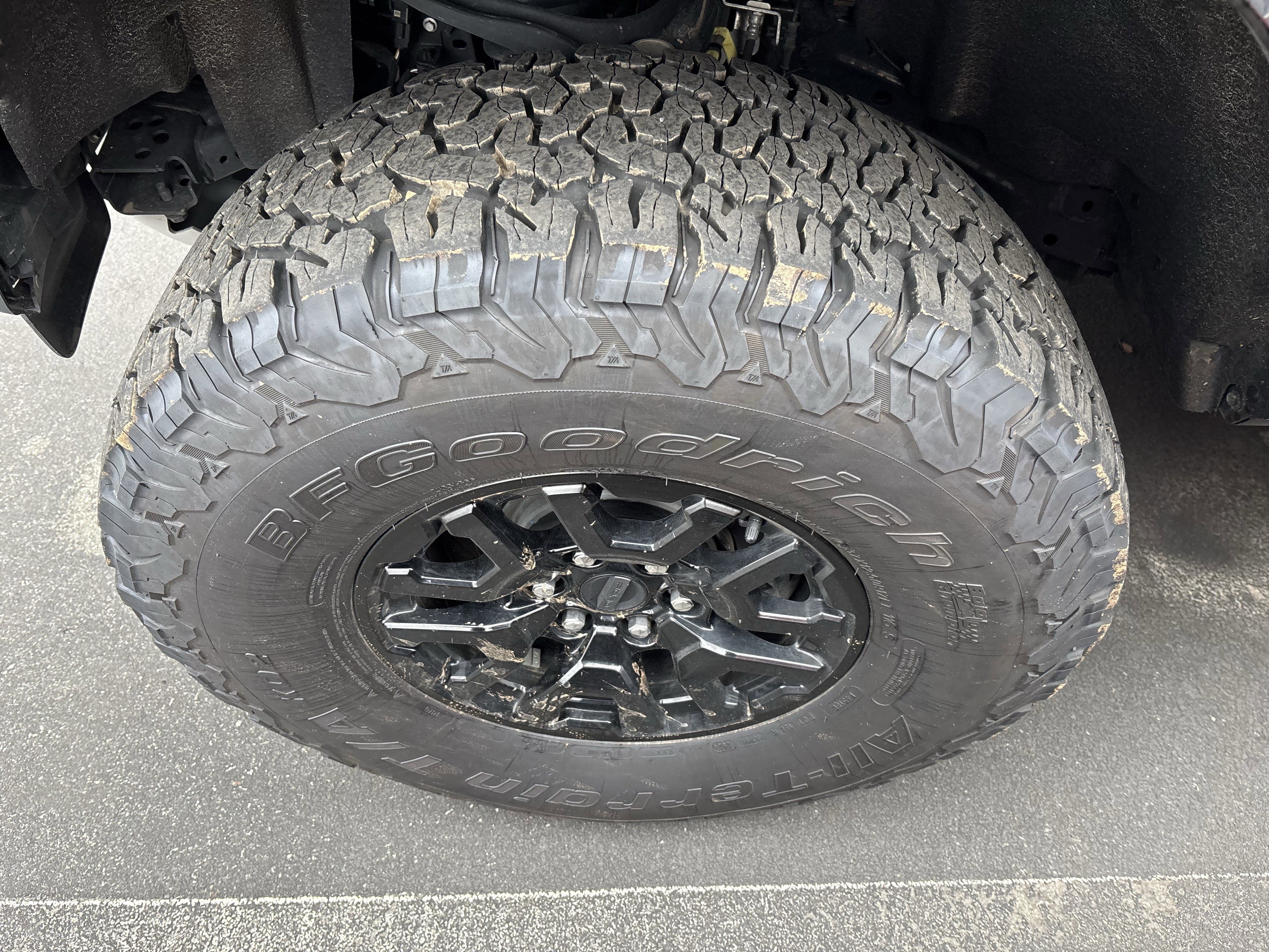 Used 2024 Ford Bronco Raptor w/ Interior Carbon Fiber Pack 6 image 37