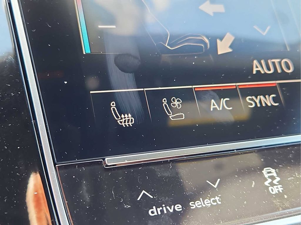 New 2026 Audi Q8 Premium Plus AWD/4WD image 17