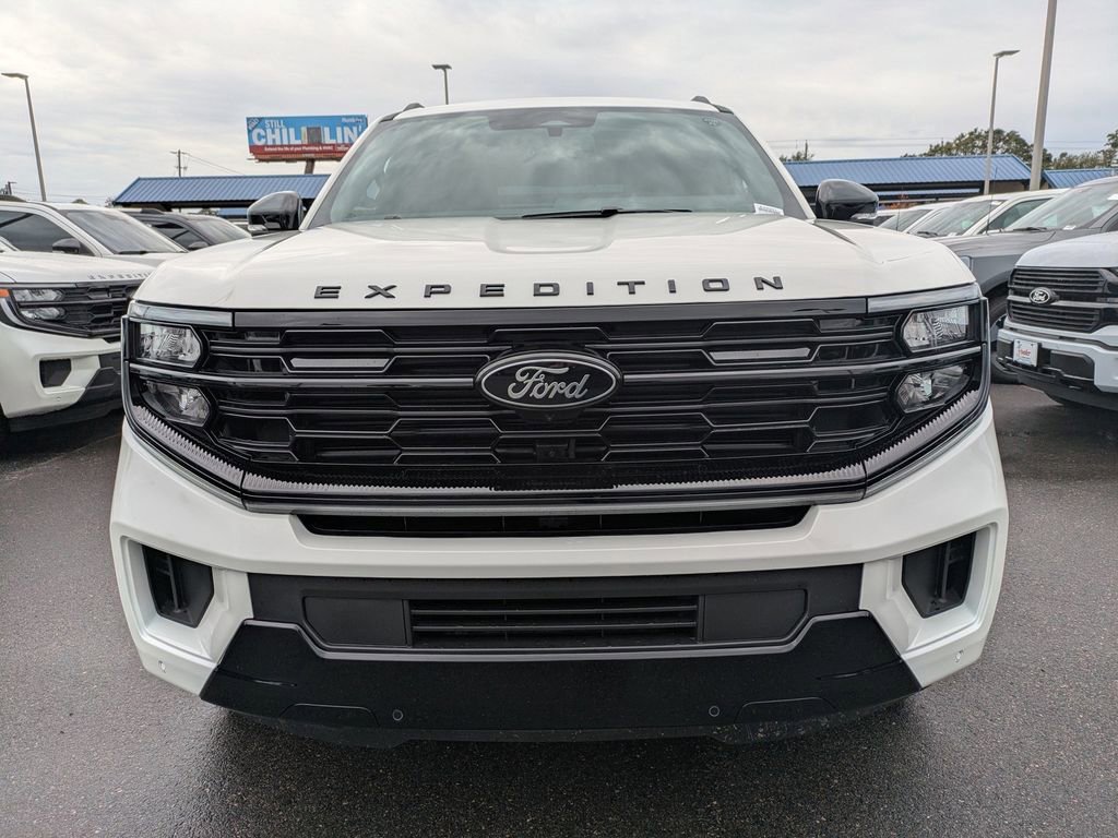 New 2026 Ford Expedition Platinum w/ Stealth Appearance Package image 9