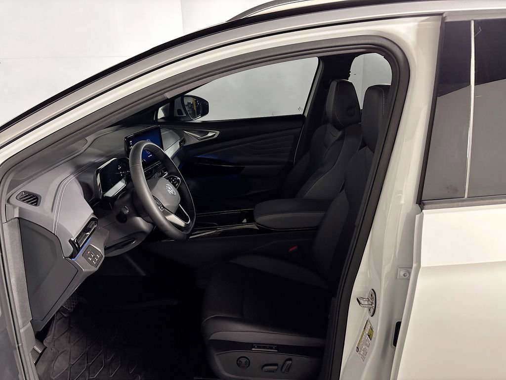 Used 2023 Volkswagen ID.4 Pro S Plus image 11
