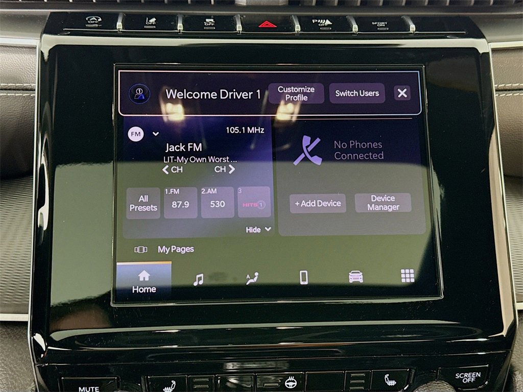 Used 2025 Jeep Grand Cherokee Altitude w/ Trailer Tow Package image 14