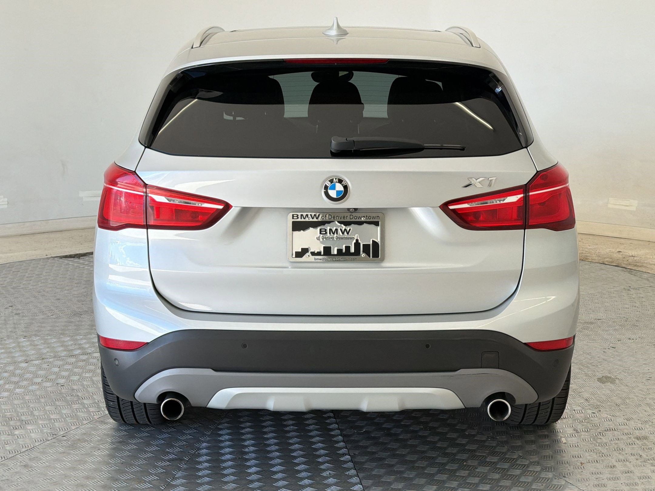 Used 2017 BMW X1 xDrive28i AWD/4WD image 10