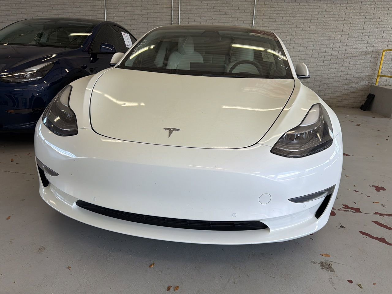 Used 2022 Tesla Model 3 Performance image 2