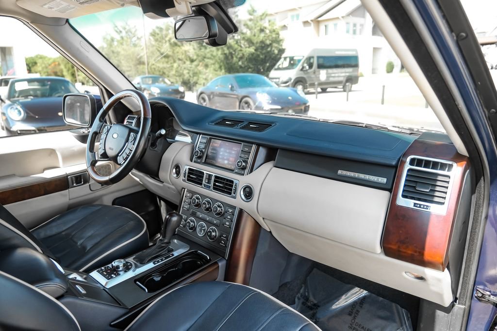 Used 2012 Land Rover Range Rover Supercharged AWD/4WD image 10