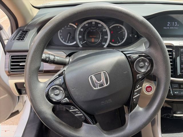 Used 2017 Honda Accord EX image 13