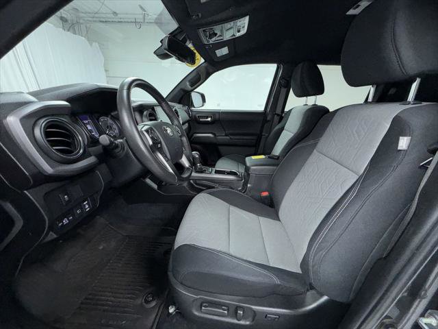 Certified 2023 Toyota Tacoma TRD Off-Road AWD/4WD image 4