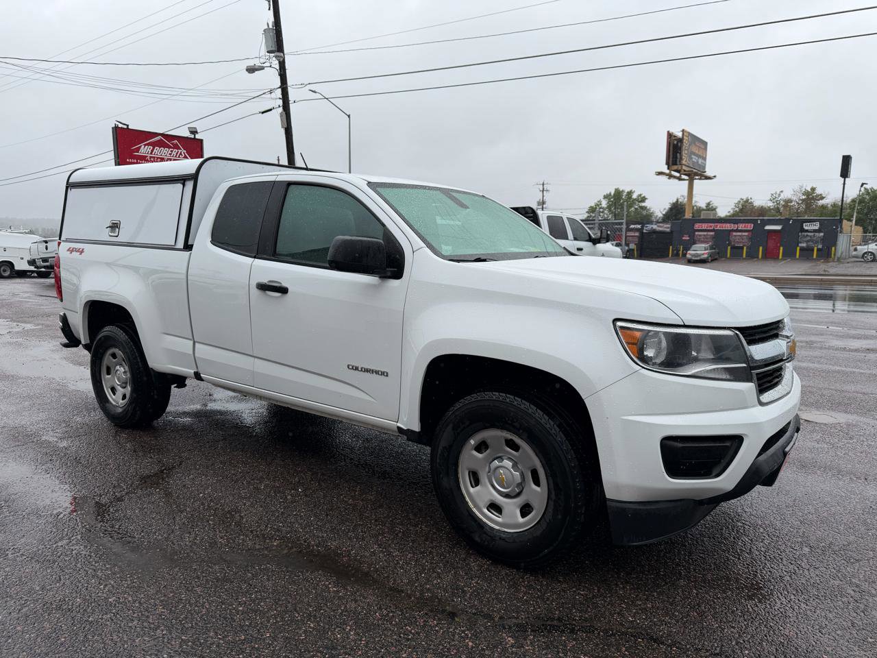 Used 2020 Chevrolet Colorado W/T w/ WT Convenience Package AWD/4WD image 2