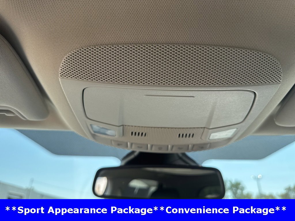 Used 2022 Ford Edge SEL w/ Sport Appearance Package image 32