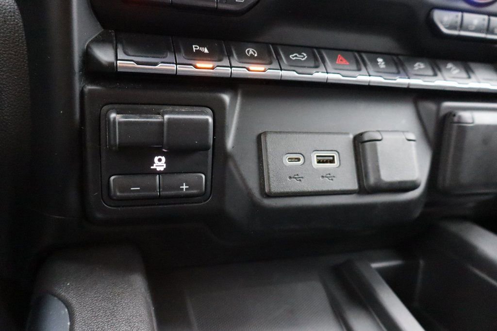 Used 2020 GMC Sierra 1500 AT4 w/ AT4 Premium Package image 13