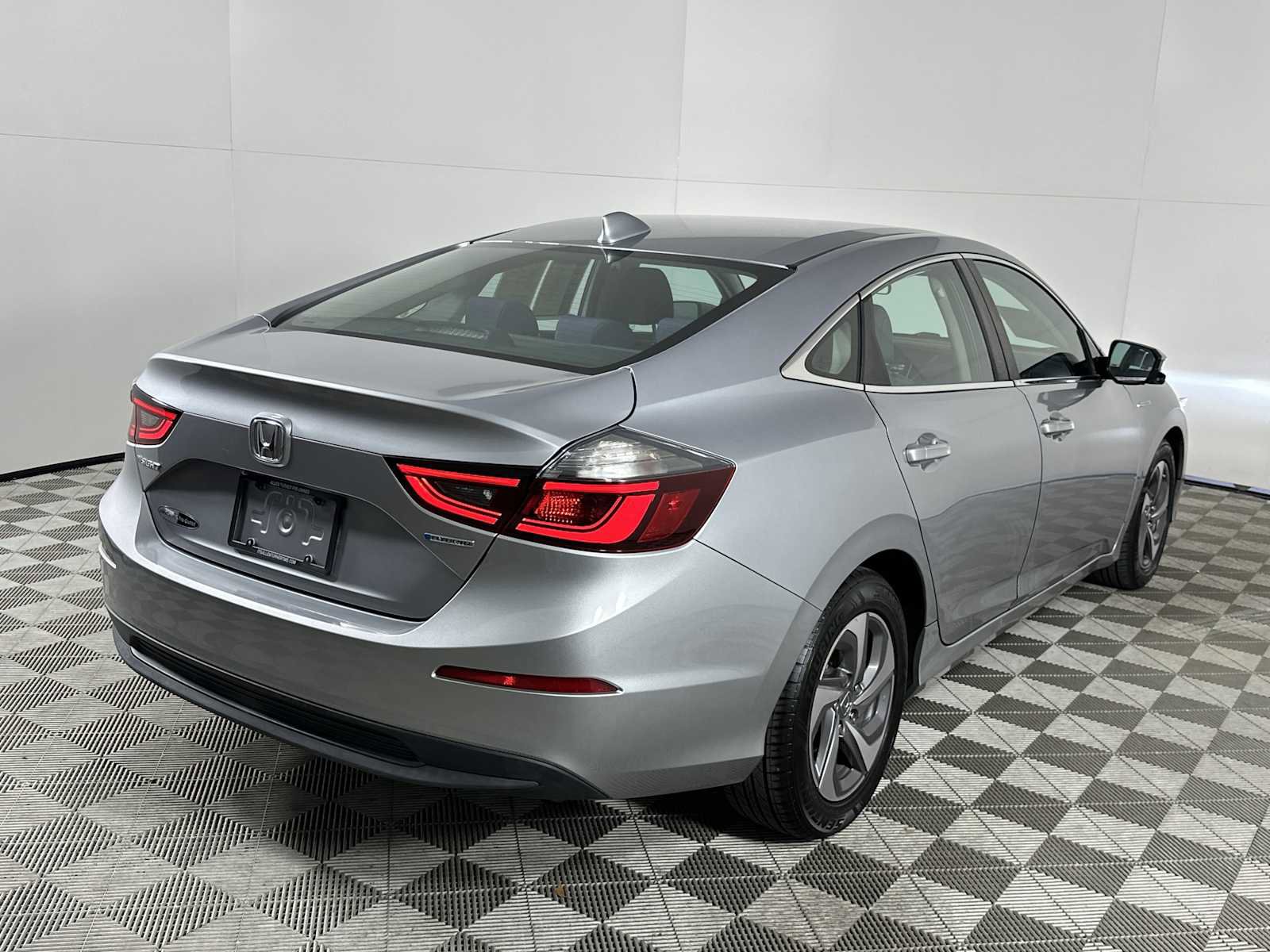 Used 2019 Honda Insight EX image 8