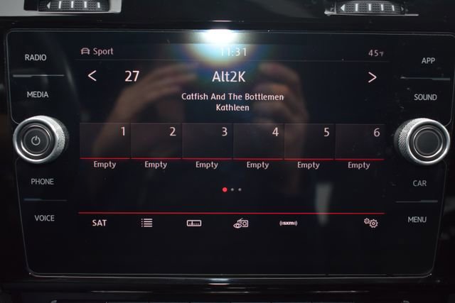 Used 2018 Volkswagen GTI SE w/ SE Leather Package image 26