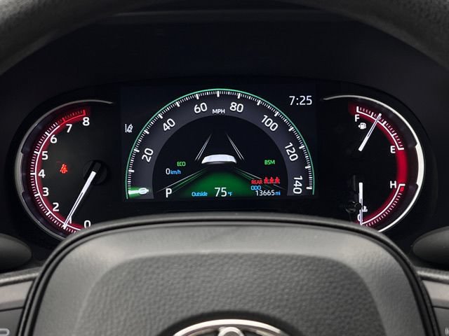 Used 2023 Toyota RAV4 XLE AWD/4WD image 22