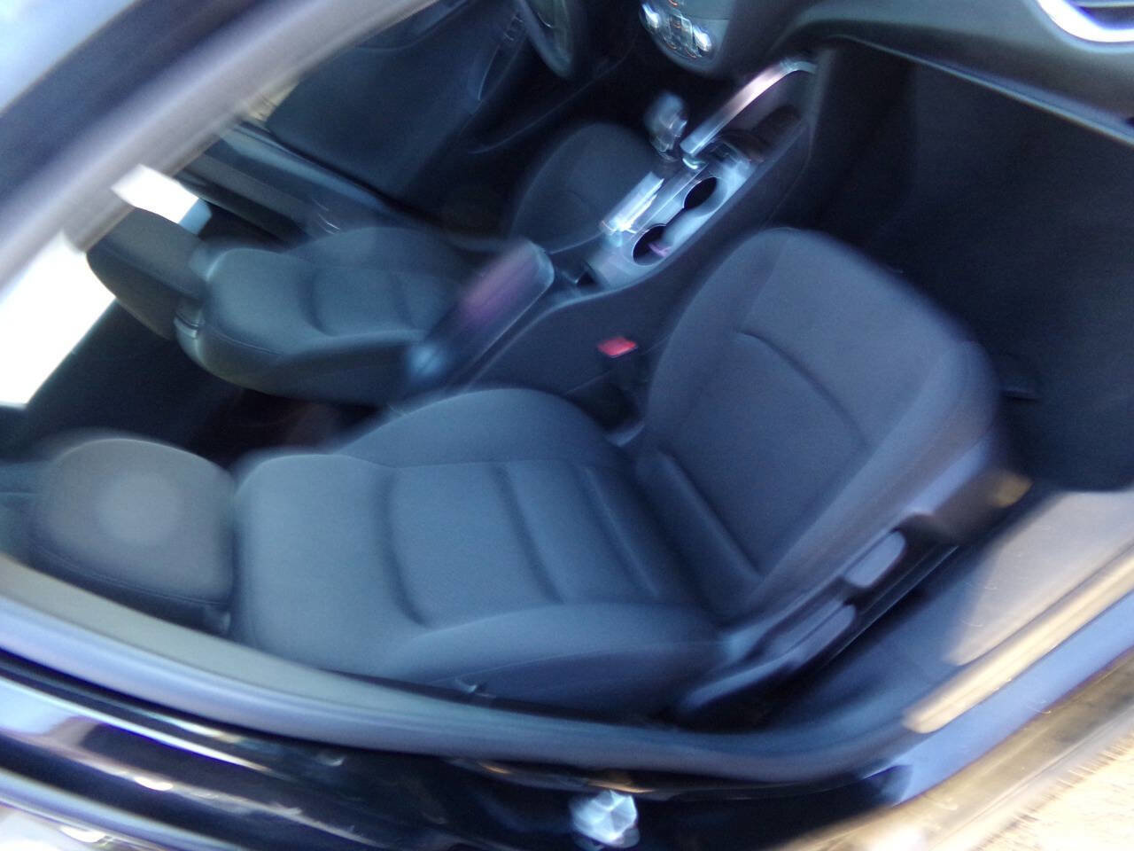 Used 2021 Chevrolet Malibu LT image 26