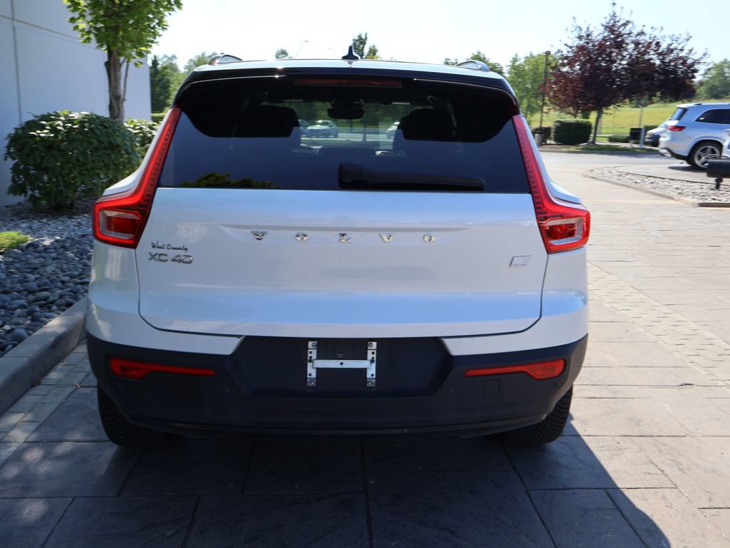 Used 2021 Volvo XC40 P8 Recharge w/ Advanced Package AWD/4WD image 7