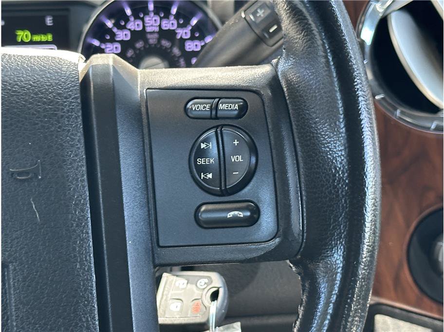 Used 2011 Ford F250 Lariat w/ Lariat Ultimate Pkg AWD/4WD image 23