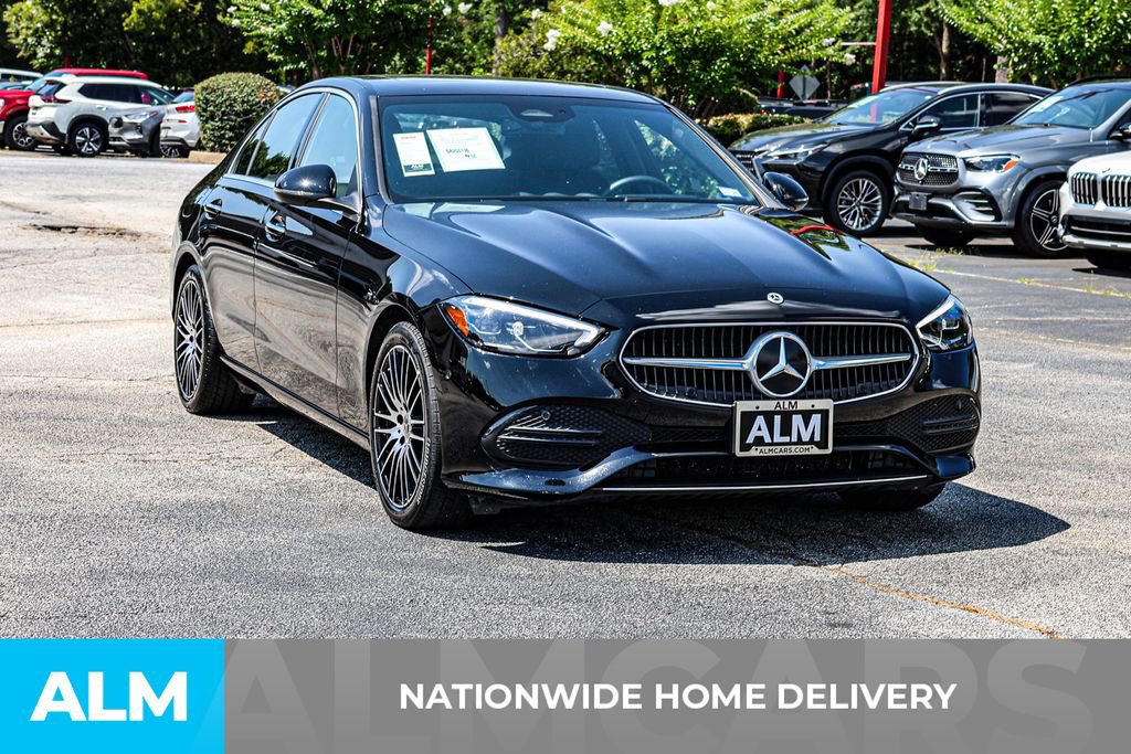 Used 2025 Mercedes-Benz C 300 Sedan image 5