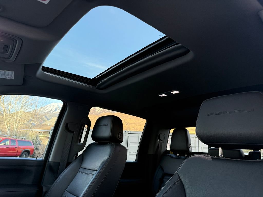 Used 2020 GMC Sierra 2500 Denali w/ Denali Ultimate Package image 47