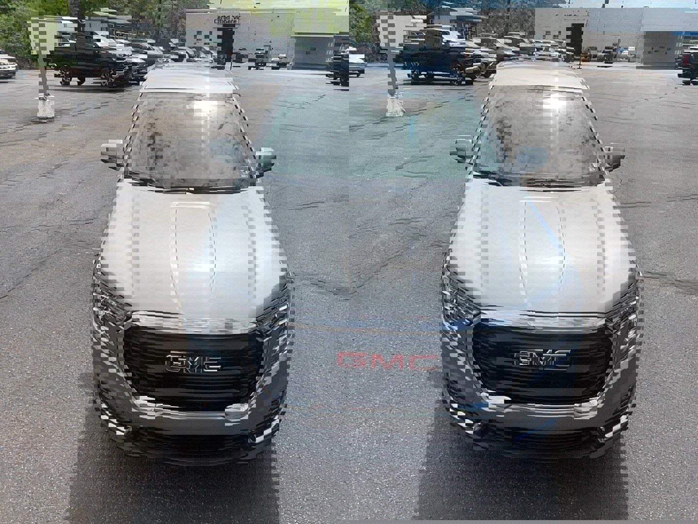 Used 2023 GMC Terrain SLE video 2