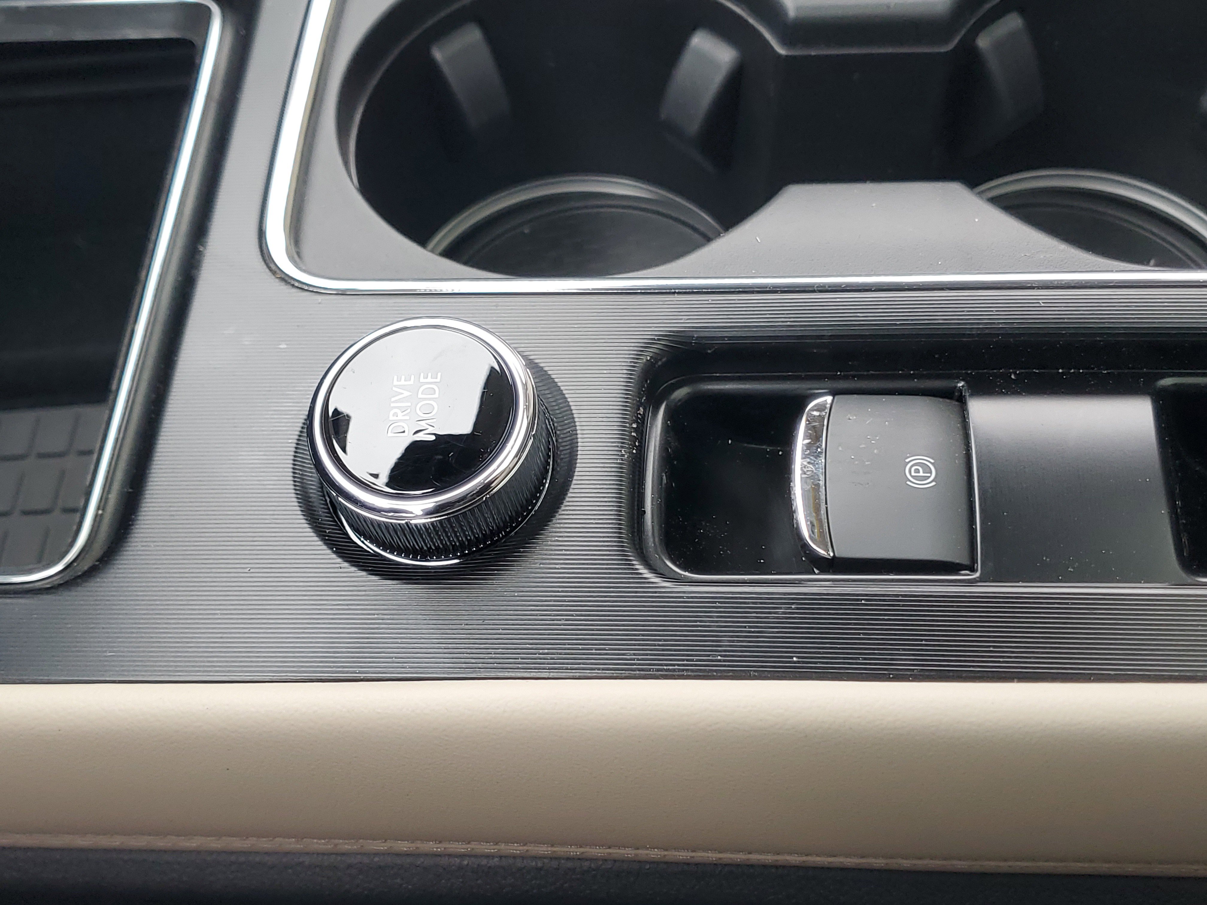 New 2026 Lincoln Corsair Premiere image 24