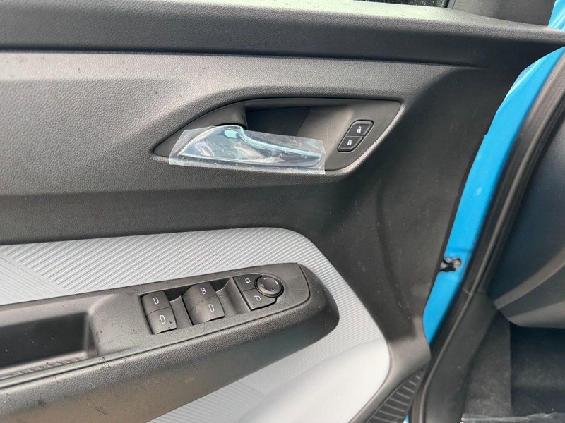 New 2027 Chevrolet Bolt RS w/ Technology Package FWD image 5
