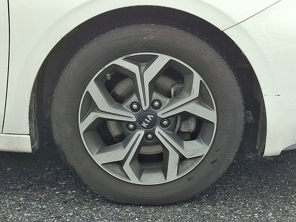 Used 2021 Kia Forte LXS image 10