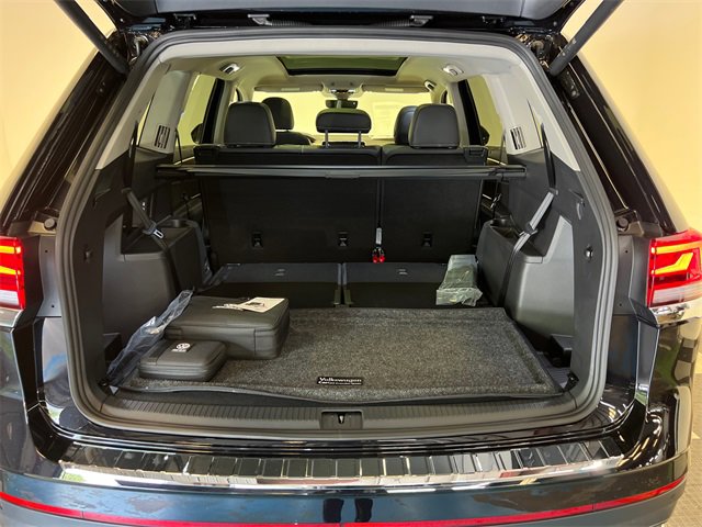 New 2026 Volkswagen Atlas SE image 5
