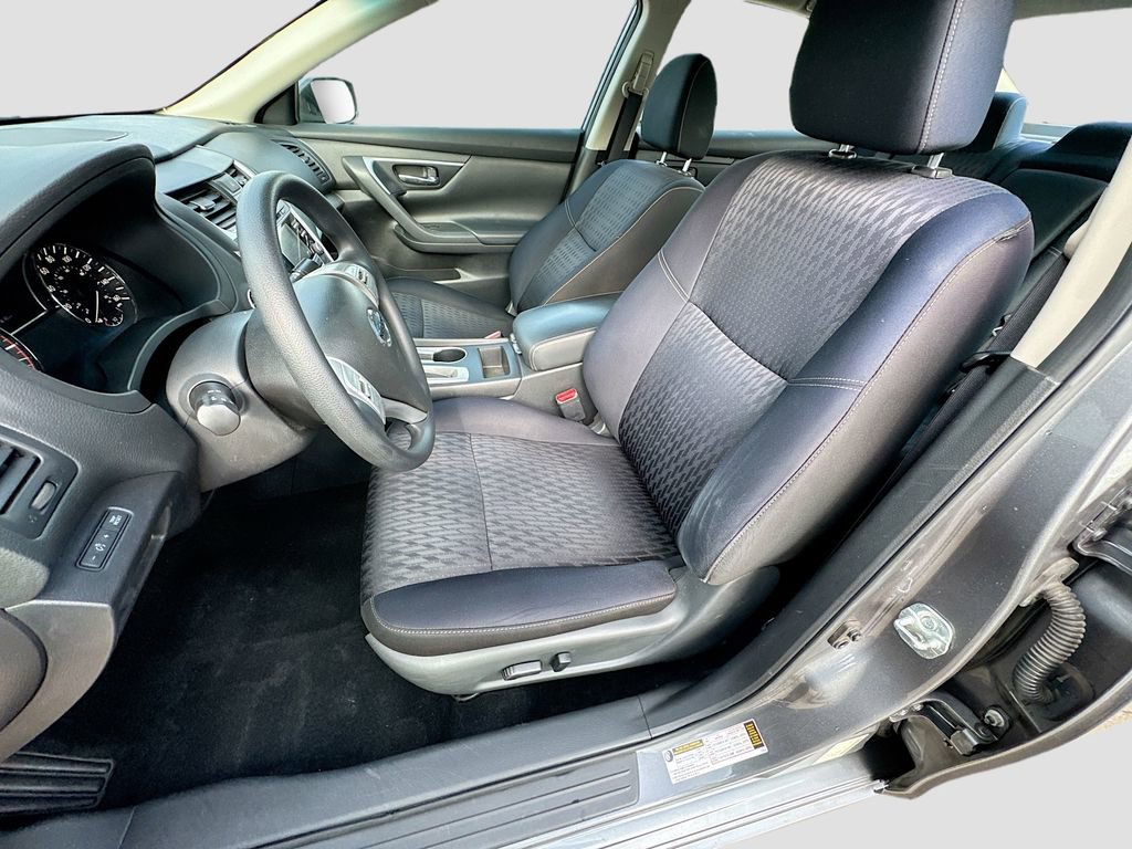 Used 2017 Nissan Altima 2.5 S w/ Power Driver Seat Package FWD image 24