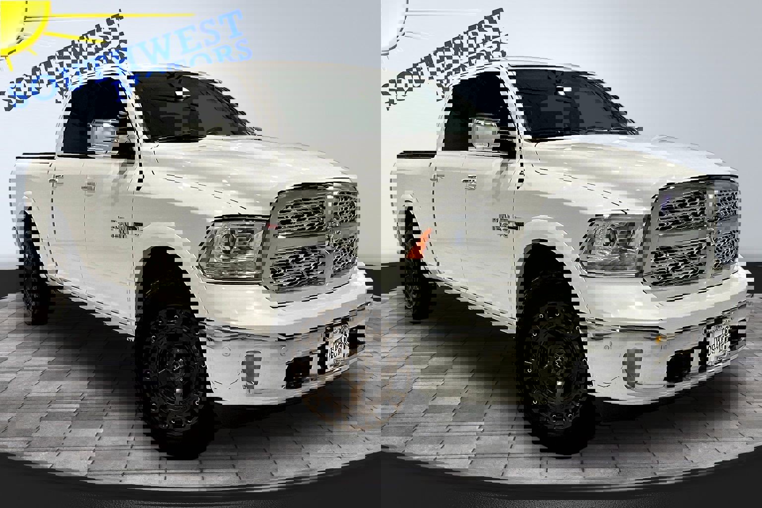 Used 2018 RAM 1500 Laramie w/ Convenience Group image 3