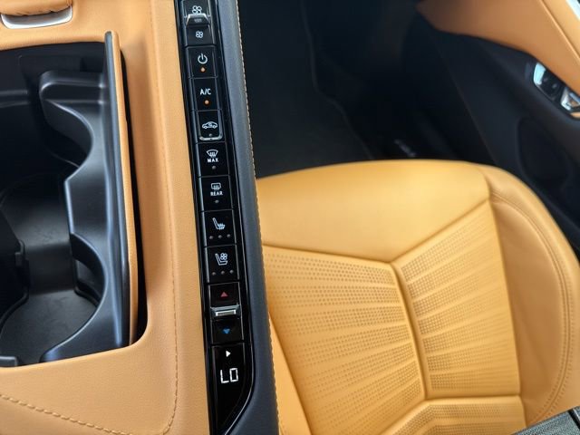 New 2025 Chevrolet Corvette E-Ray AWD/4WD image 21