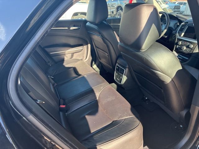 Used 2023 Chrysler 300 Touring L w/ Comfort Group image 13