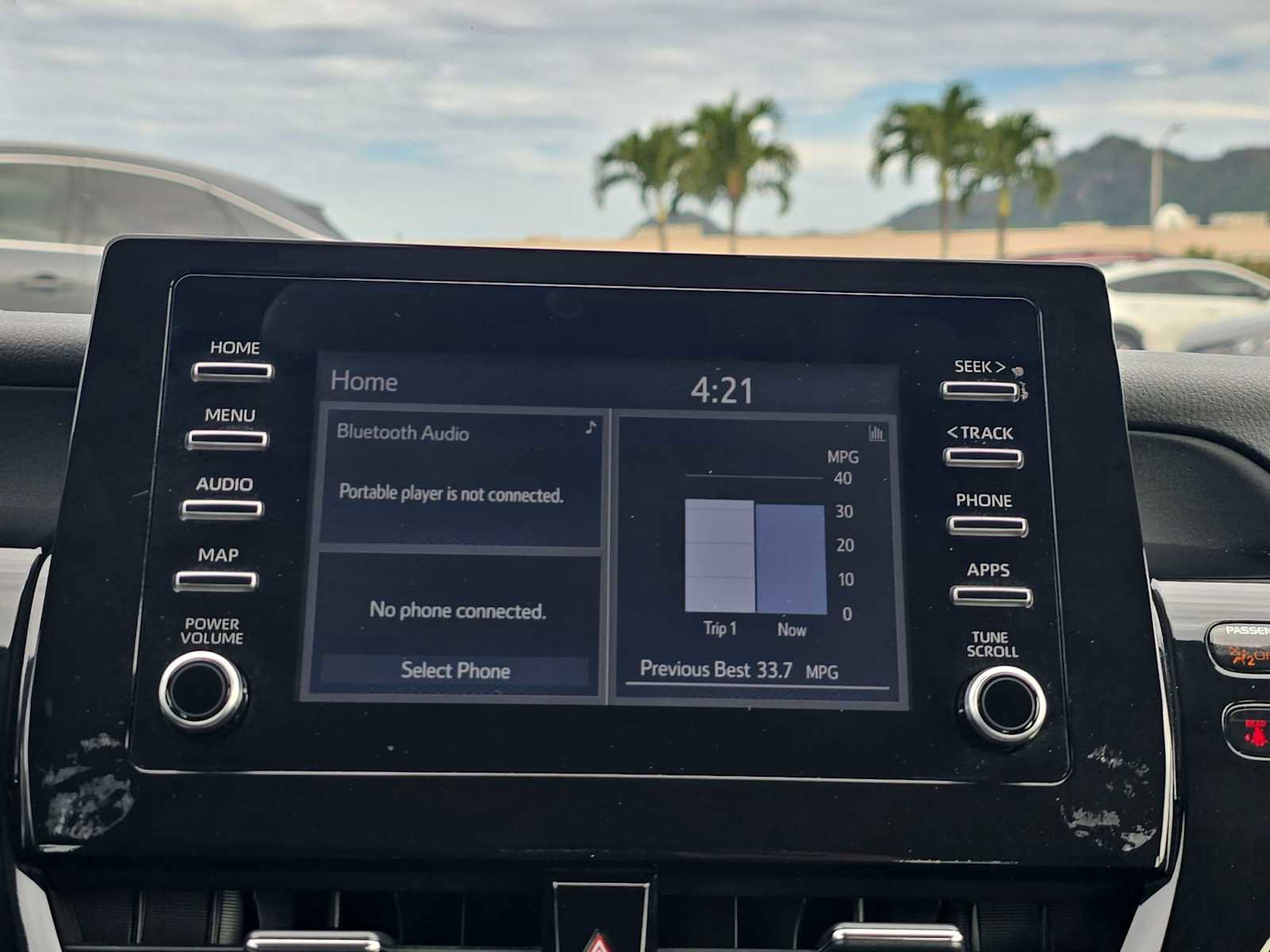 Used 2022 Toyota Camry LE image 13