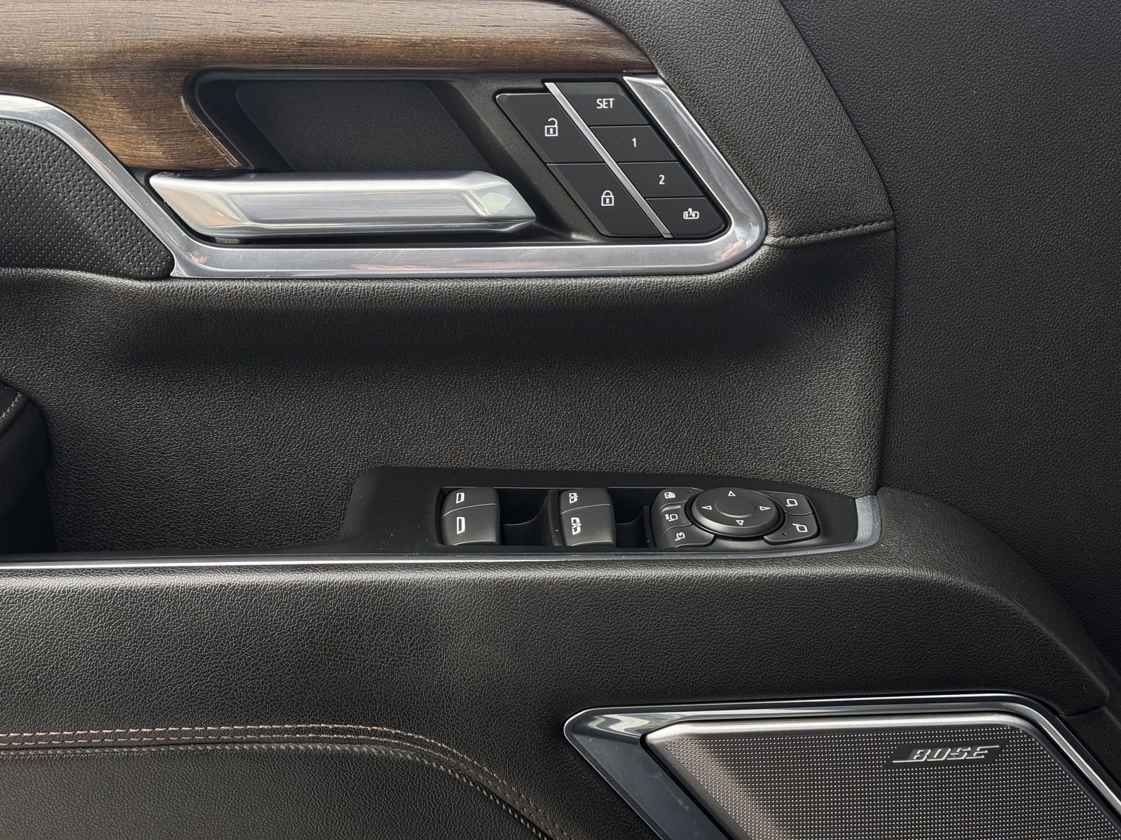 Used 2024 Chevrolet Silverado 3500 High Country w/ Technology Package image 26