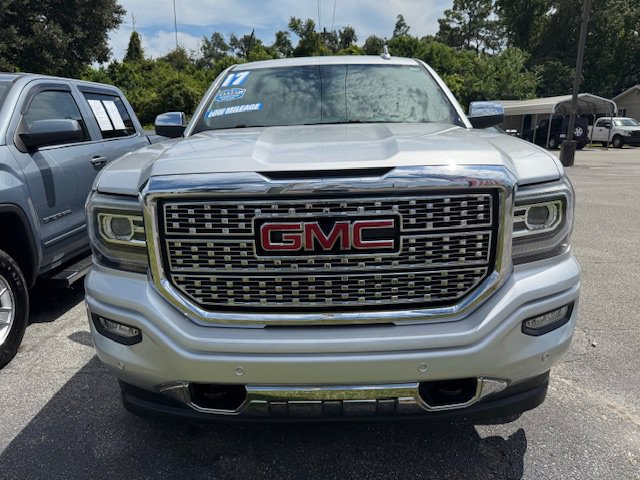Used 2017 GMC Sierra 1500 Denali image 2