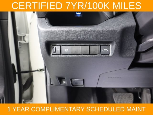 Used 2022 Toyota RAV4 XSE AWD/4WD image 23